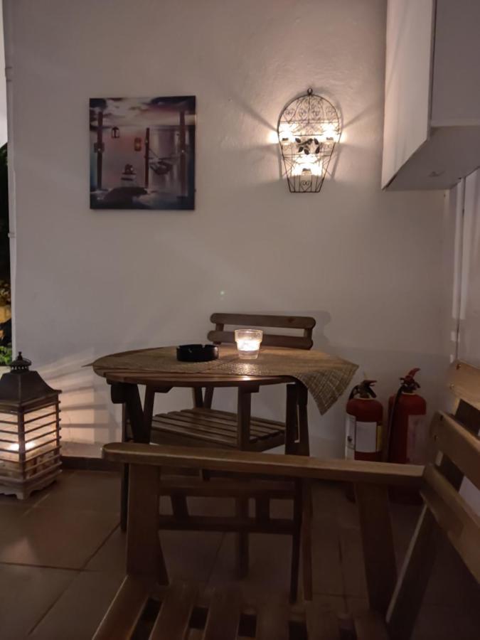 Smaragdi Studios Пефкари Экстерьер фото